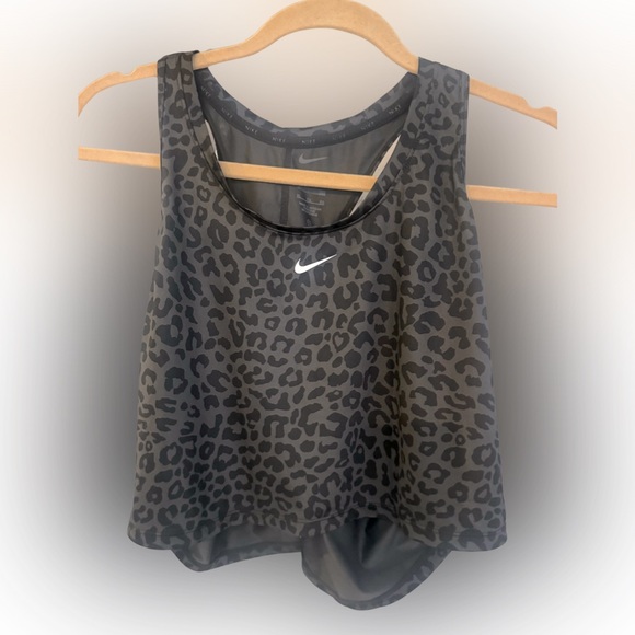 Nike Tops - NWOT Nike Women's Dri-Fit One Slim Fit  Leopard Printed Tank Top, SZ XL